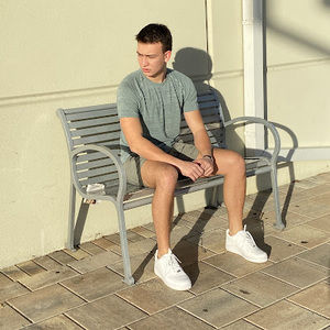 Meet your Posher, Isaac